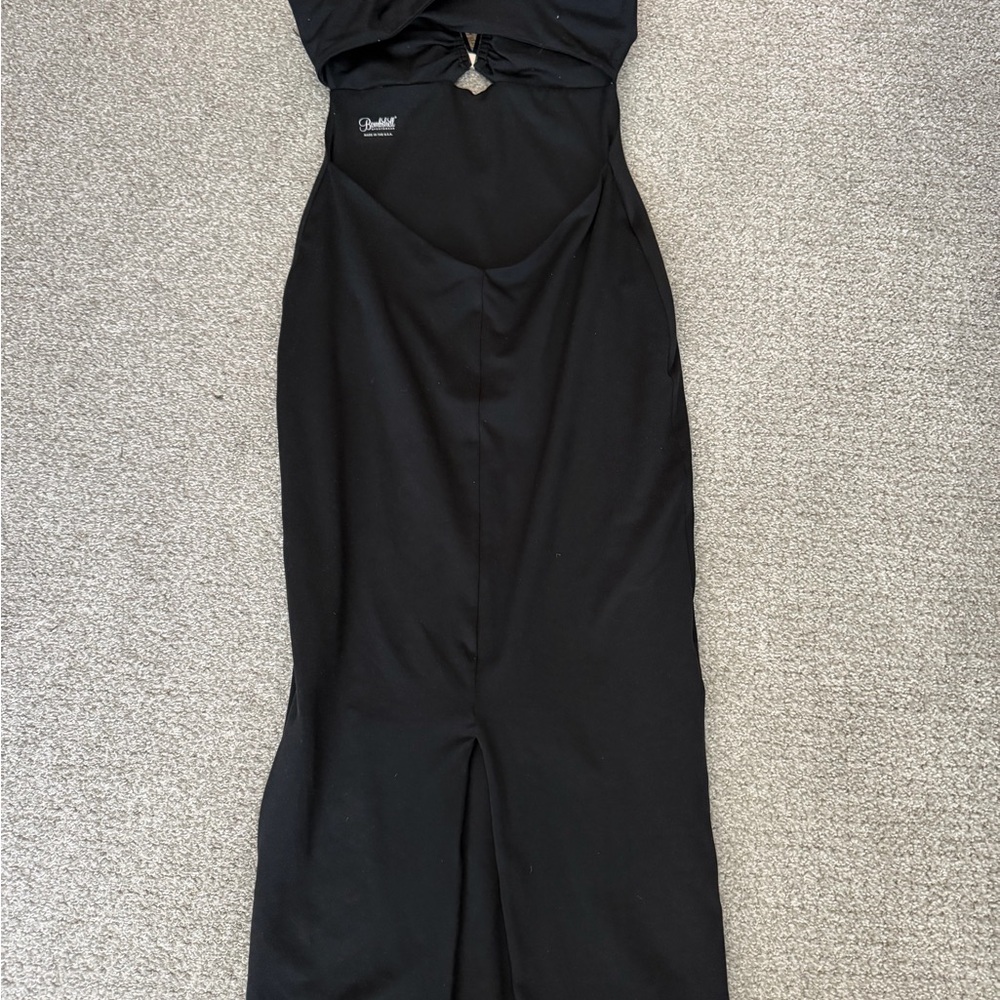Bombshell Sportswear Hourglass Black Midi Dress - Picture 5 of 6